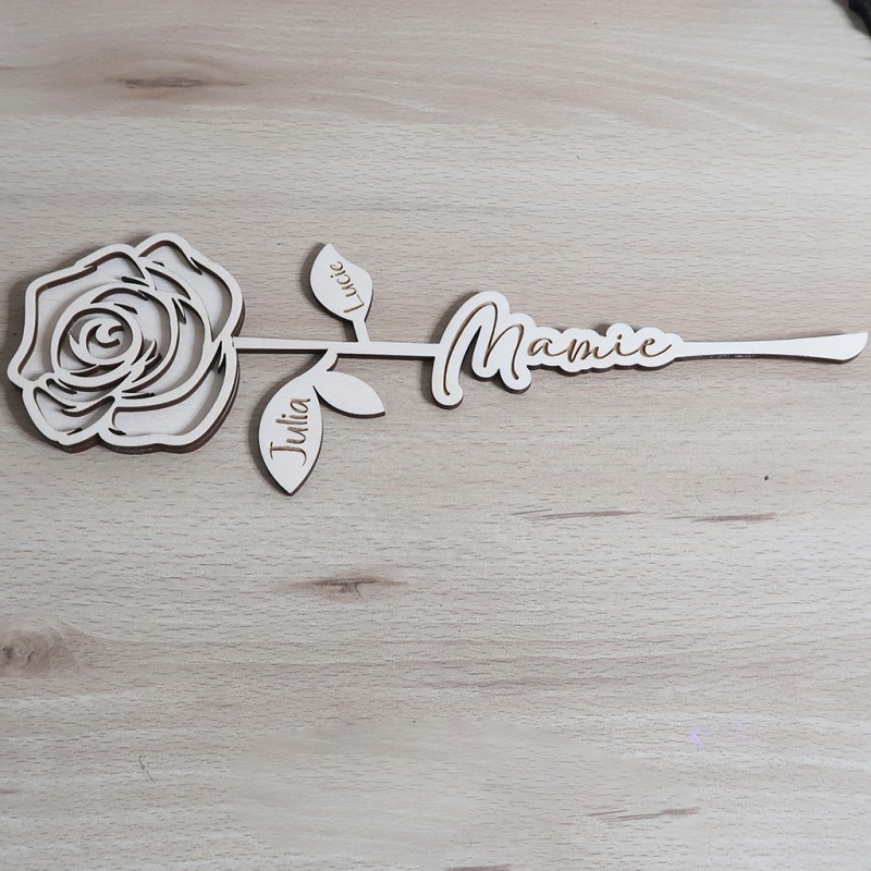 Rose en bois personnalisable "Mamie"